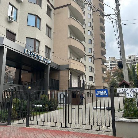 City Center Apartment 1 Кишинів Екстер'єр фото