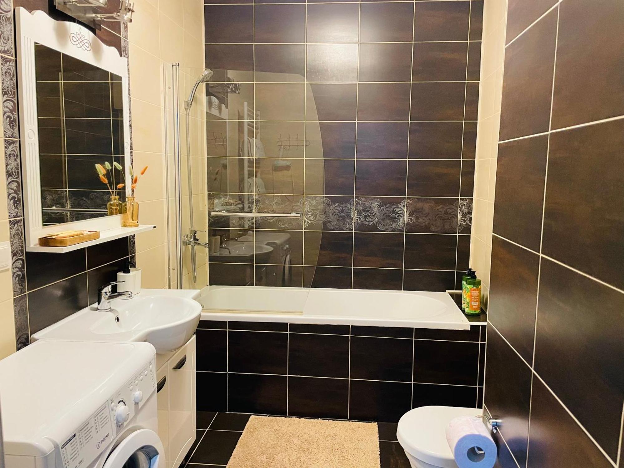 City Center Apartment 1 Кишинів Екстер'єр фото